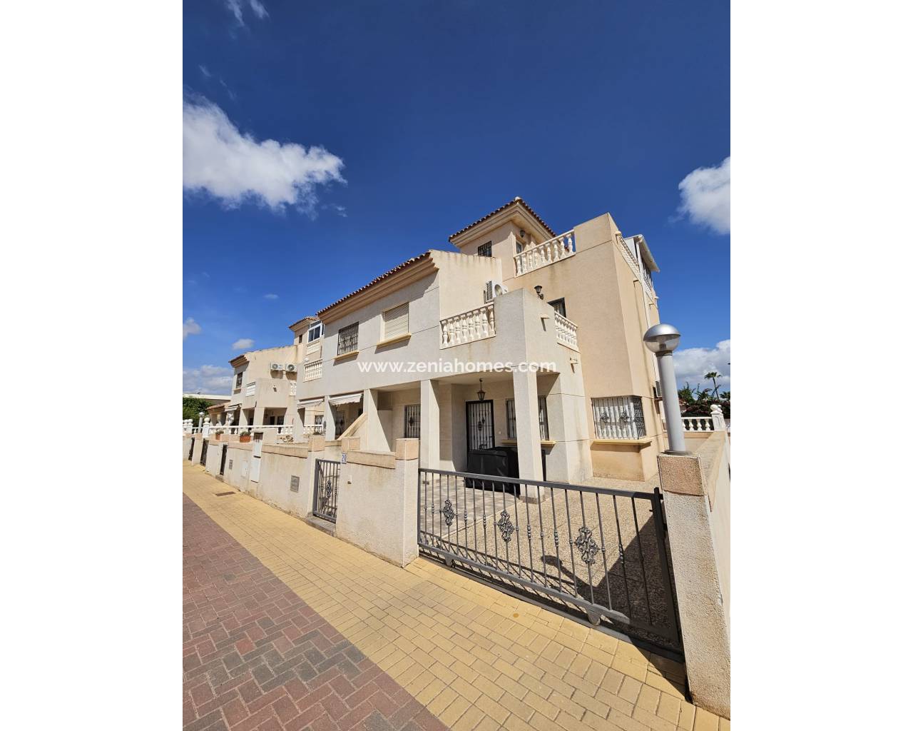 adosado - Resale - Torrevieja - TI-42897