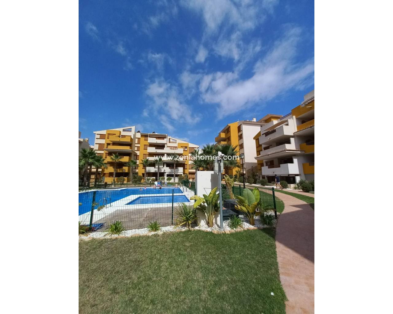 Apartamento - Resale - Mil Palmeras - Mil Palmeras