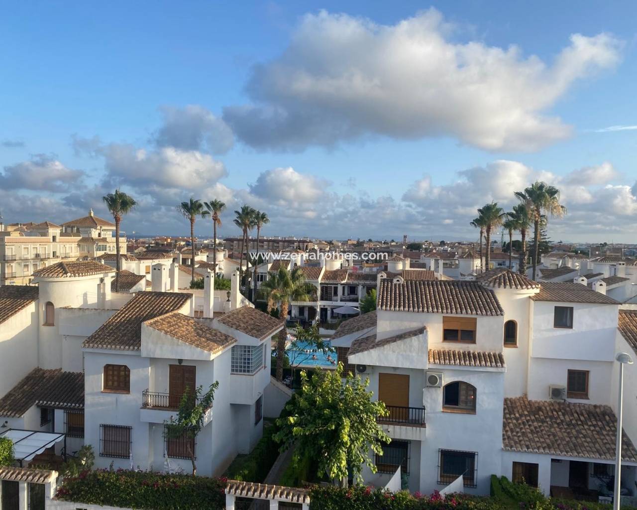 Apartamento - Venta - La Torre de la Horadada - La Torre de la Horadada