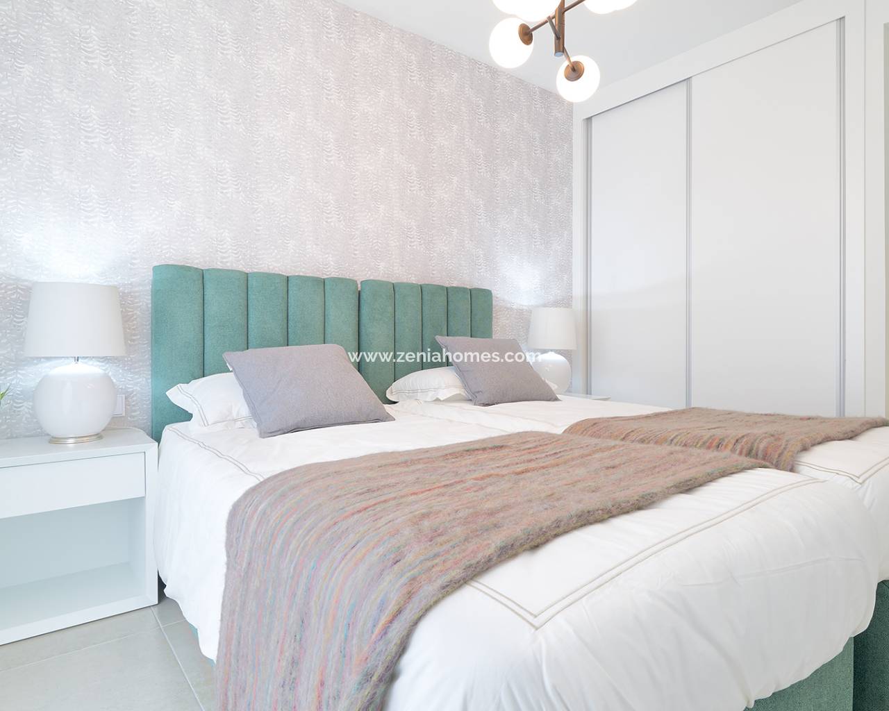Apartment - New Build - Estepona (Málaga) - Spain