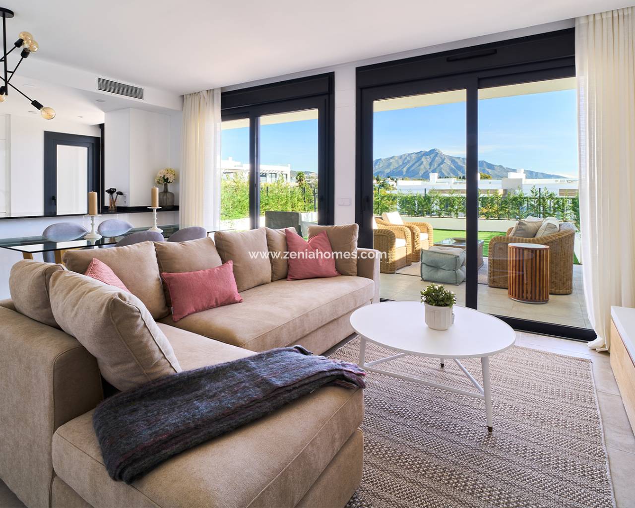 Apartment - New Build - Estepona (Málaga) - Spain