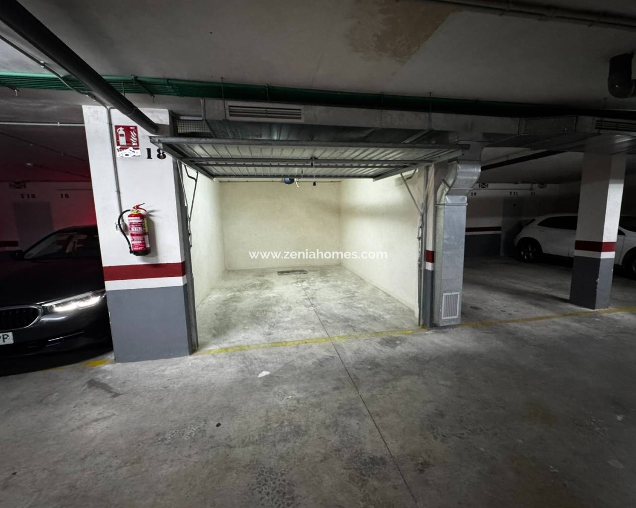 Garage - Resale - Mil Palmeras - A5105