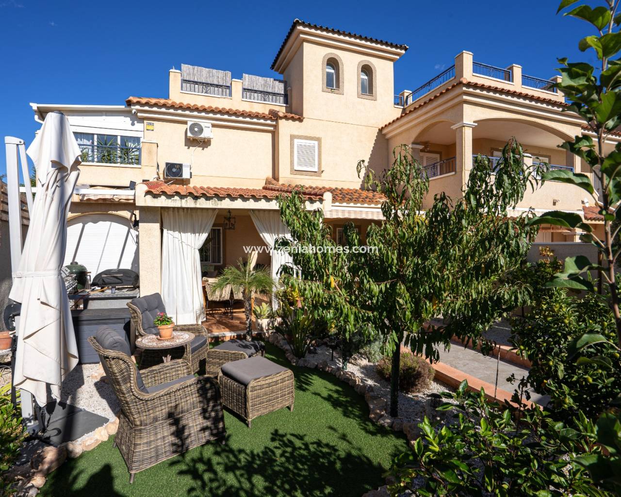 Town house - Resale - Mil Palmeras - Mil Palmeras