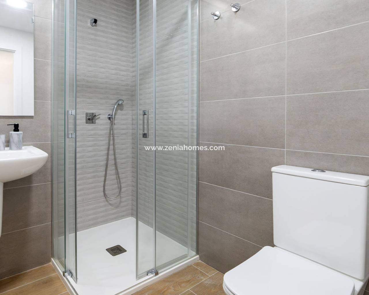 Villa - New Build - Busot, zona Bonalba Golf (Alicante) - Spain