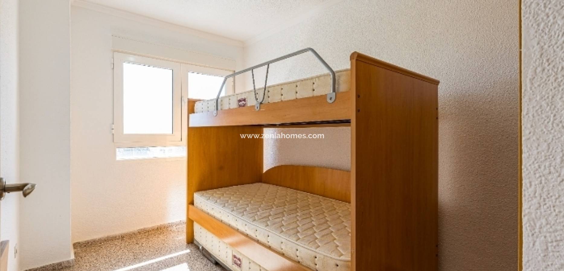 Odsprzedaż - Apartamento - La Mata, Torrevieja