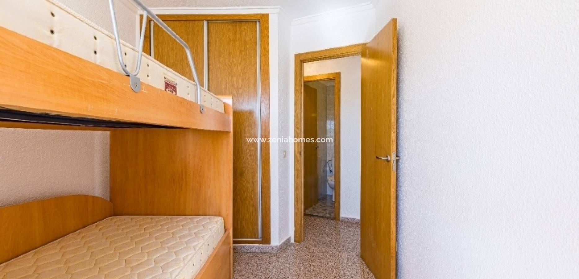 Revente - Apartamento - La Mata, Torrevieja