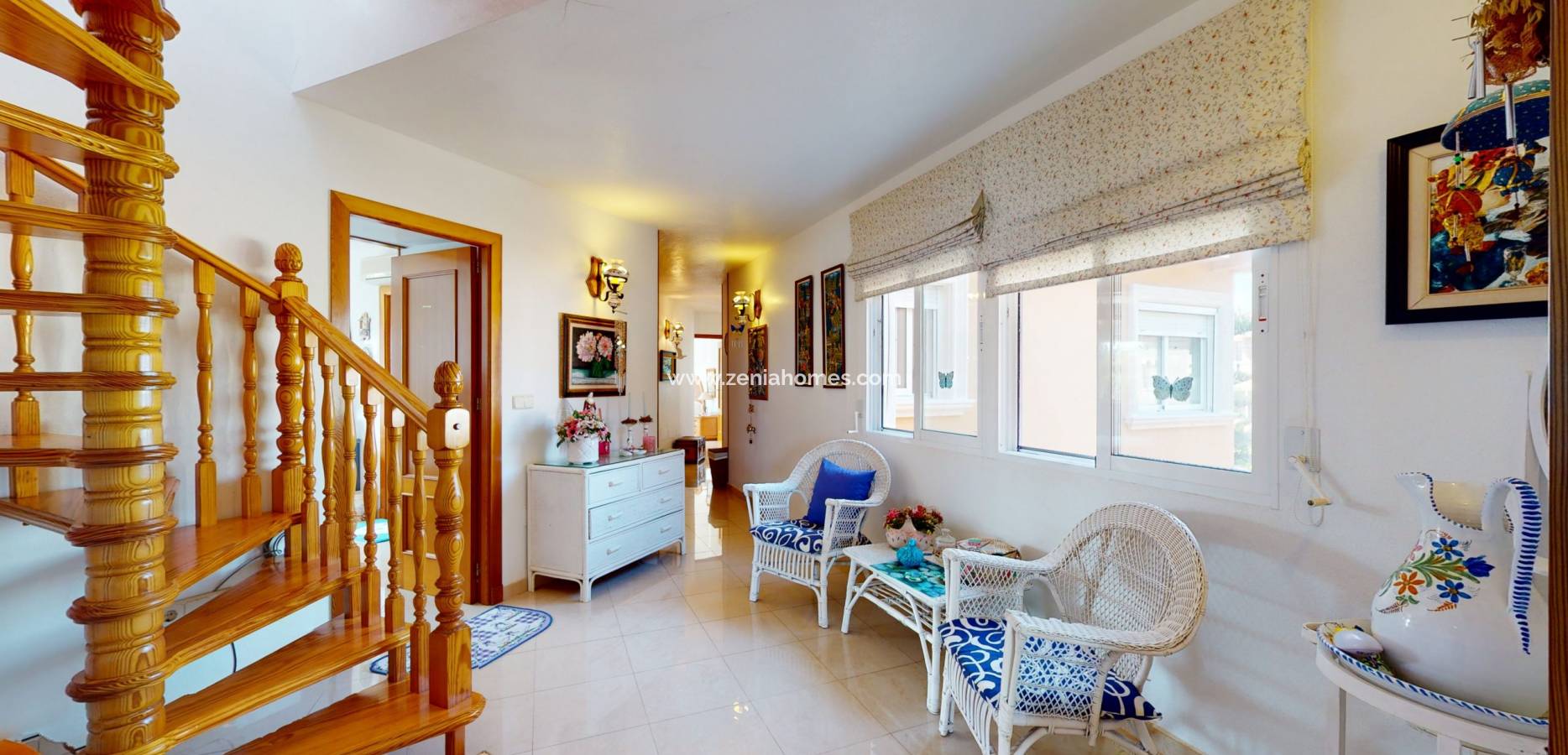 Resale - Villa - Torrevieja