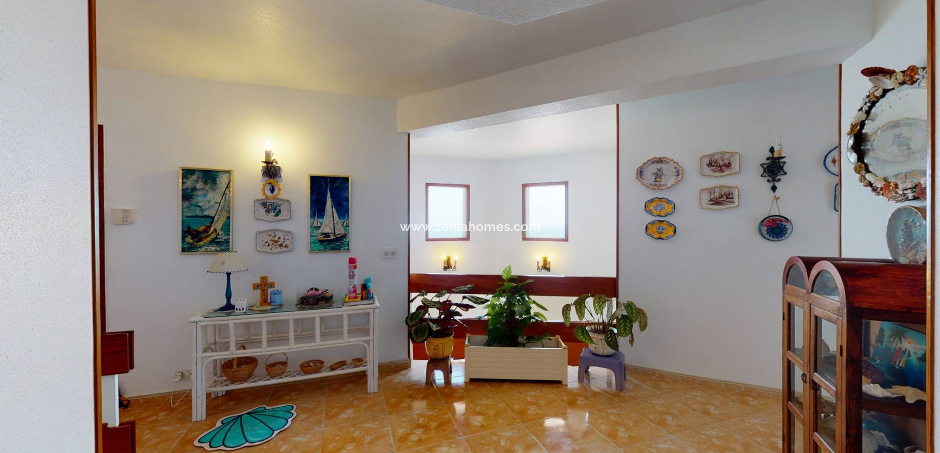 Resale - Villa - Torrevieja