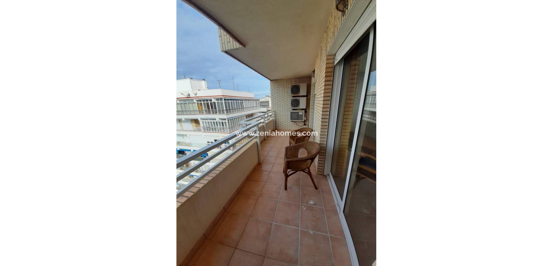 Odsprzedaż - Apartamento - Torrevieja