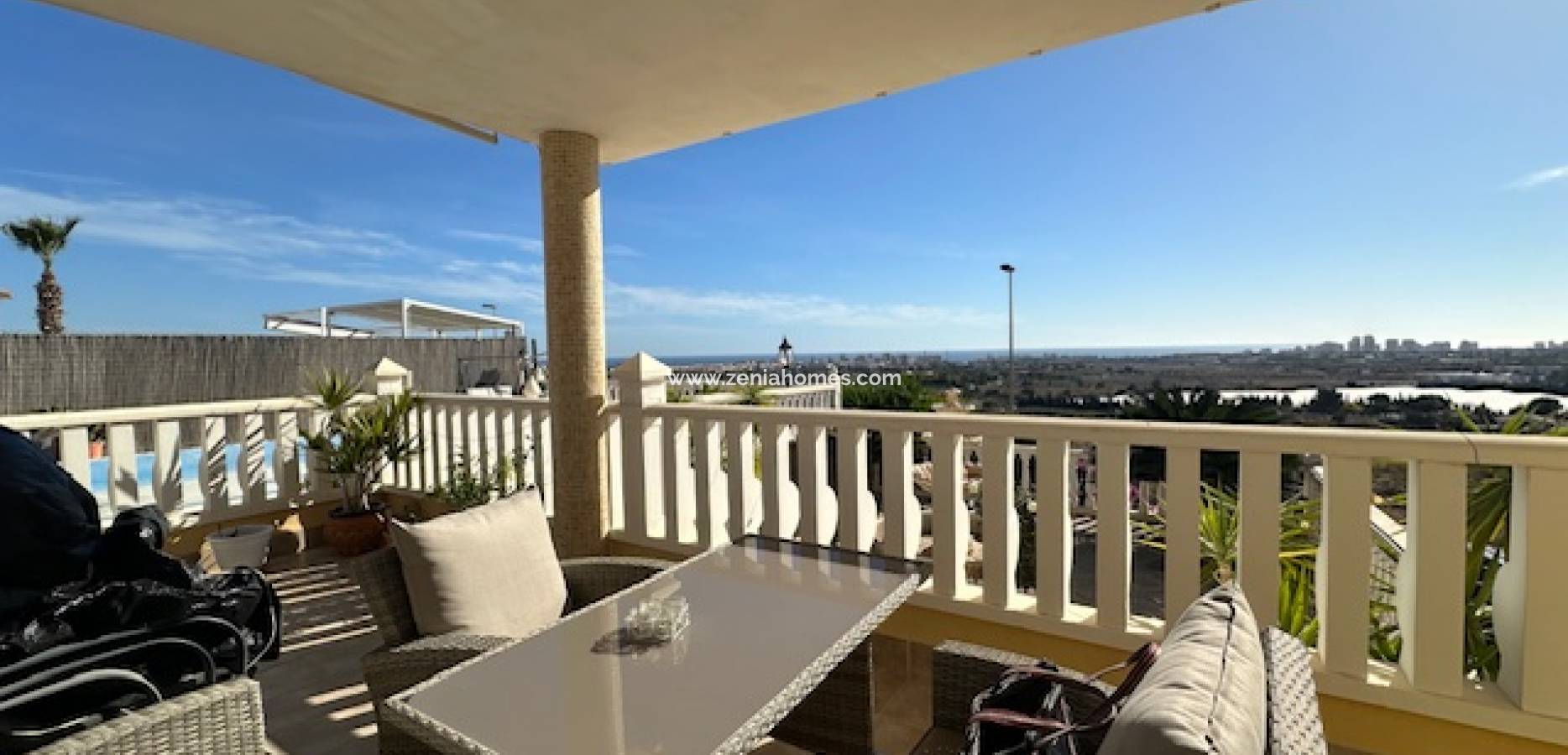 Resale - Villa - El Campello