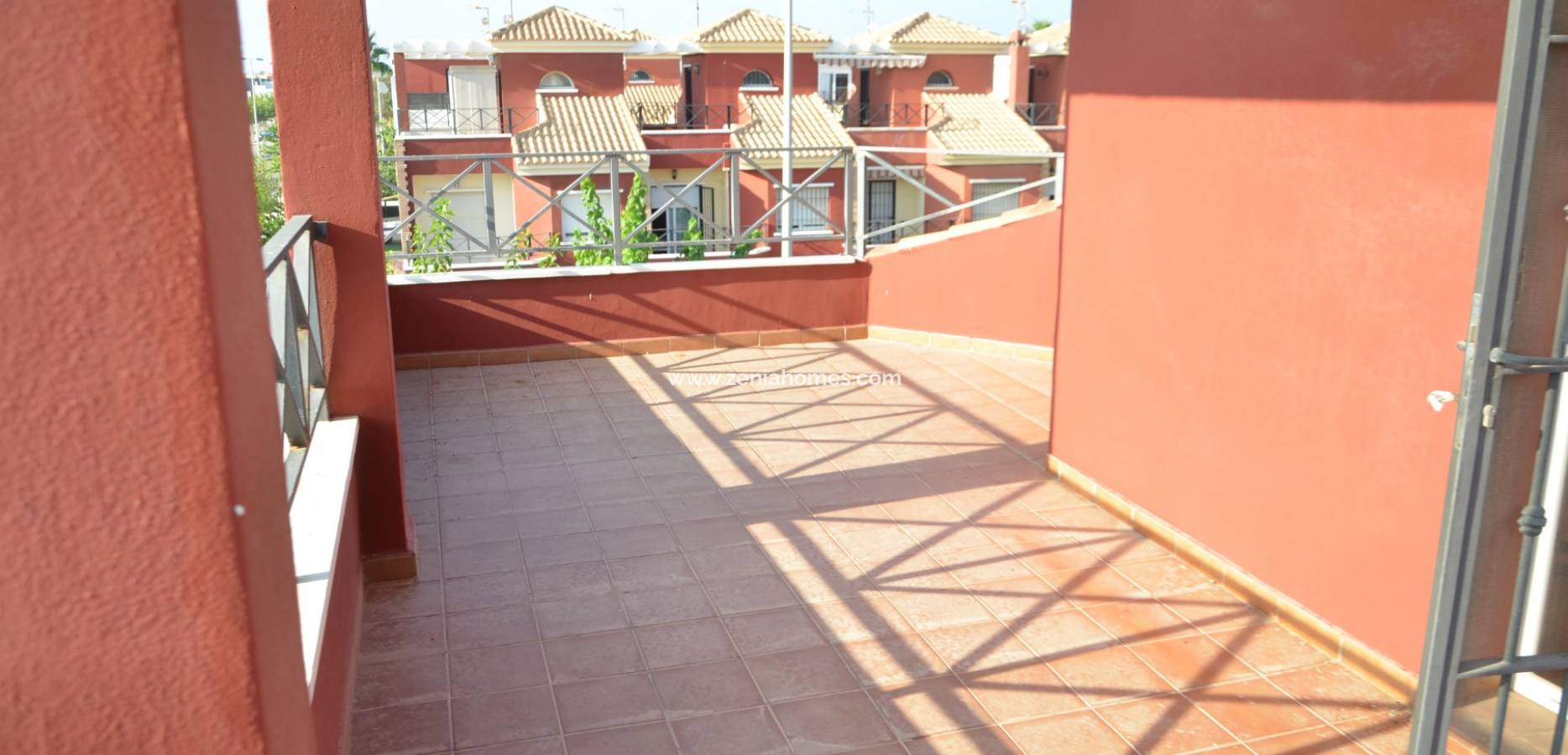 Resale - Semi-Detached Villa - La Torre de la Horadada