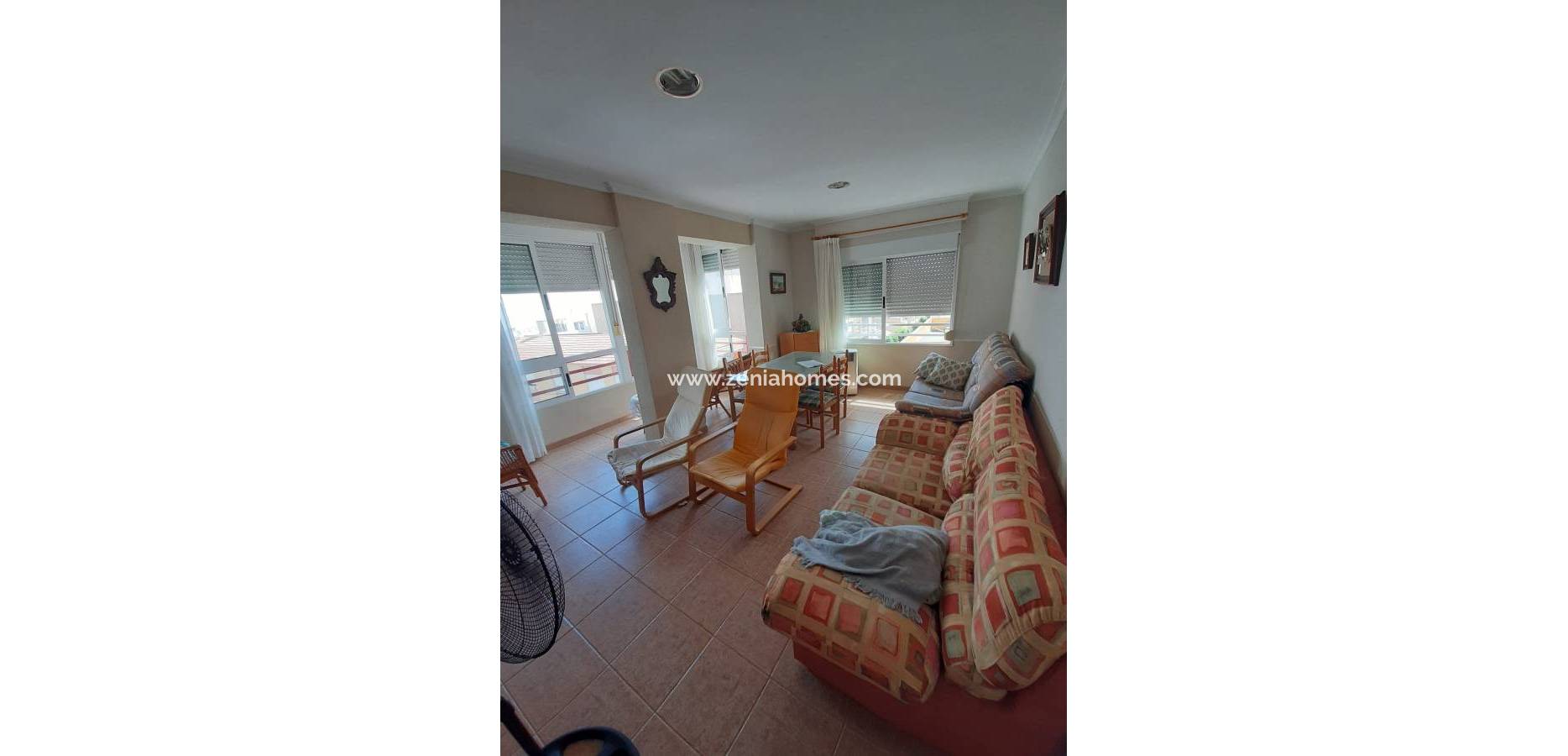 Odsprzedaż - Apartamento - Torrevieja