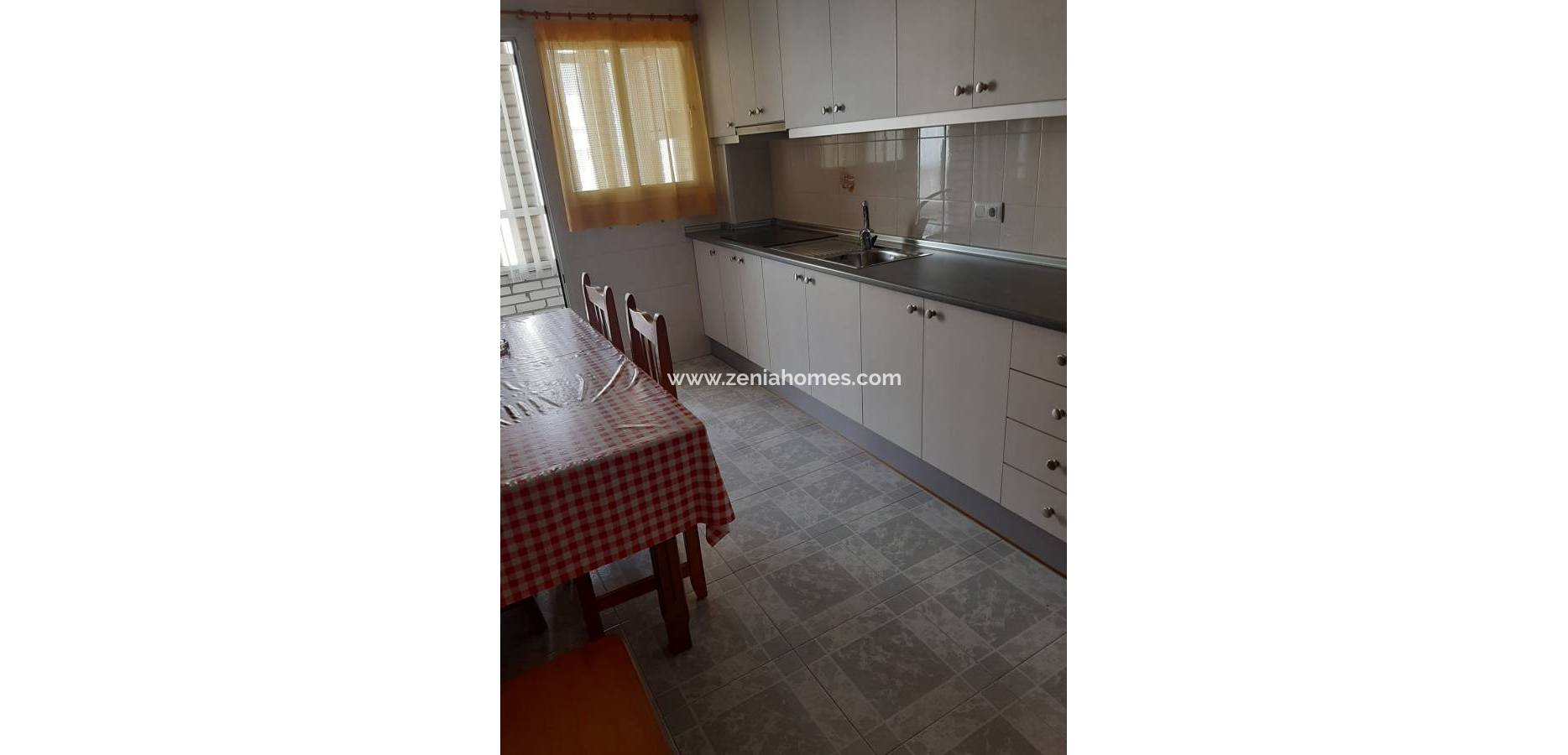 Resale - Apartamento - Torrevieja