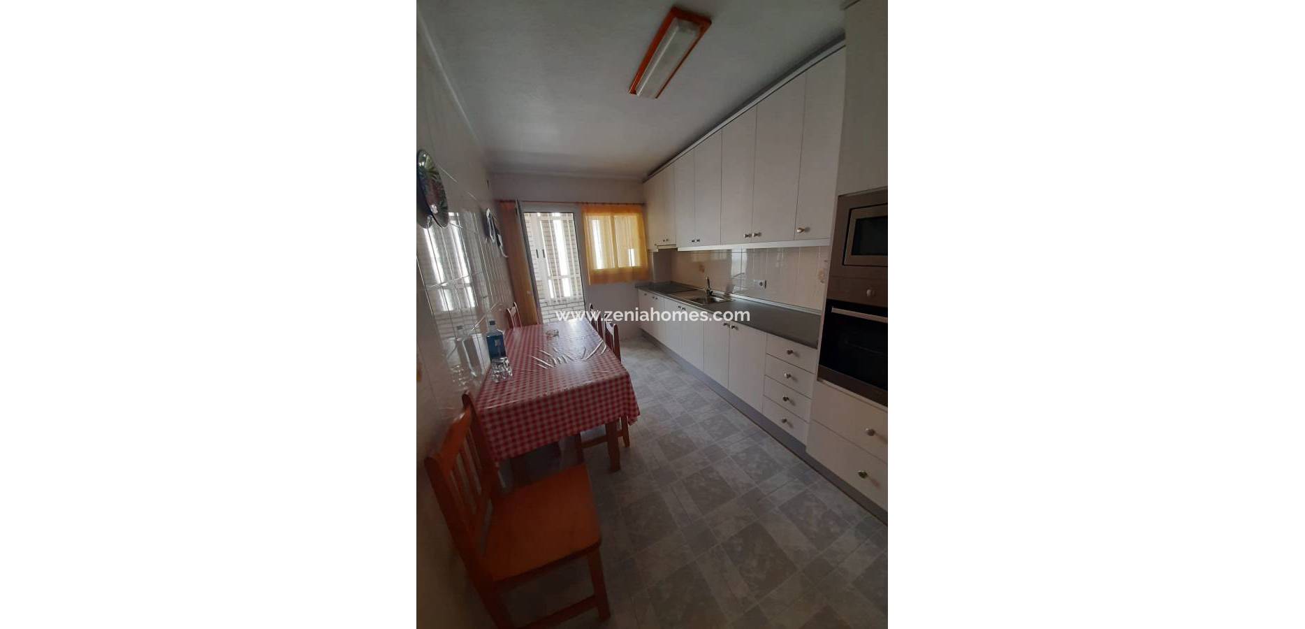 Resale - Apartamento - Torrevieja