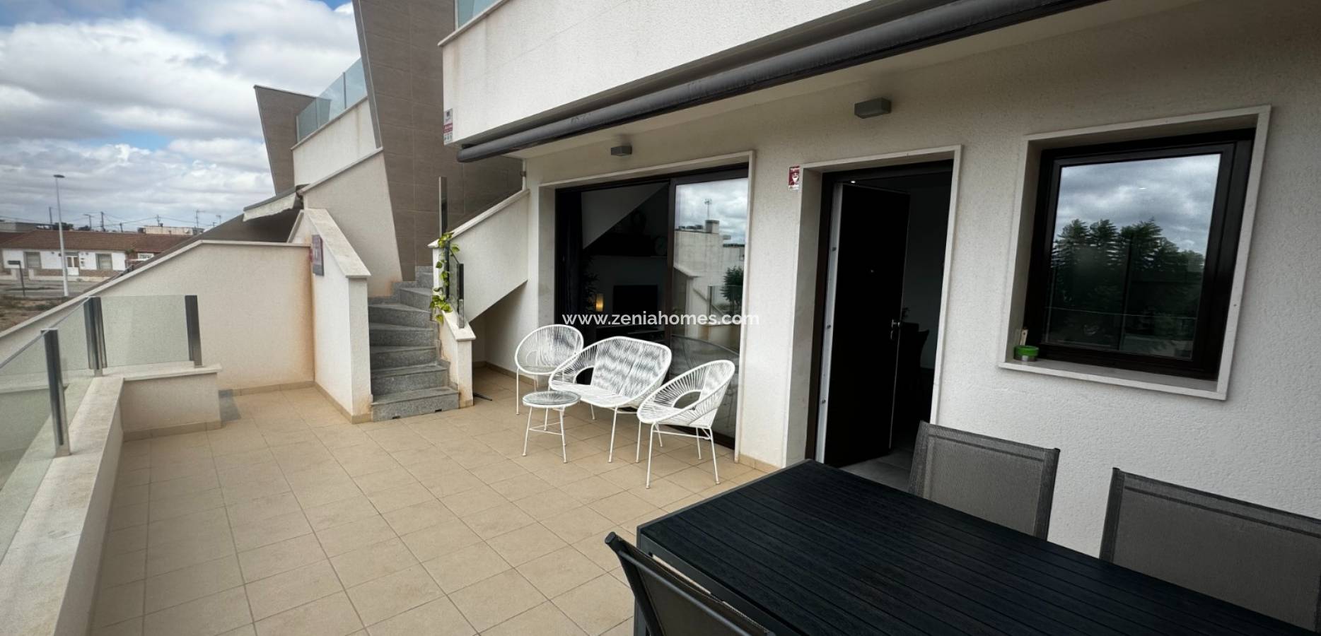 Resale - Penthouse - Lo Pagan