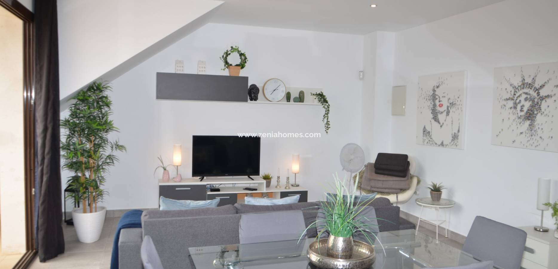 Resale - Penthouse - Lo Pagan