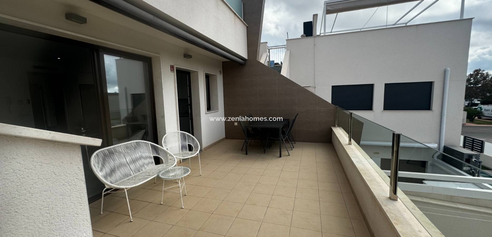 Resale - Penthouse - Lo Pagan