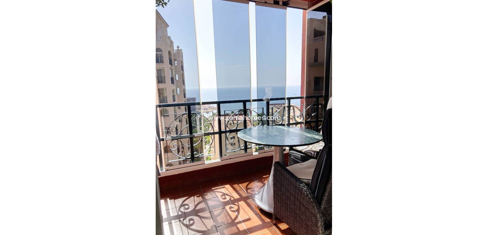 Odsprzedaż - Apartamento - Torrevieja