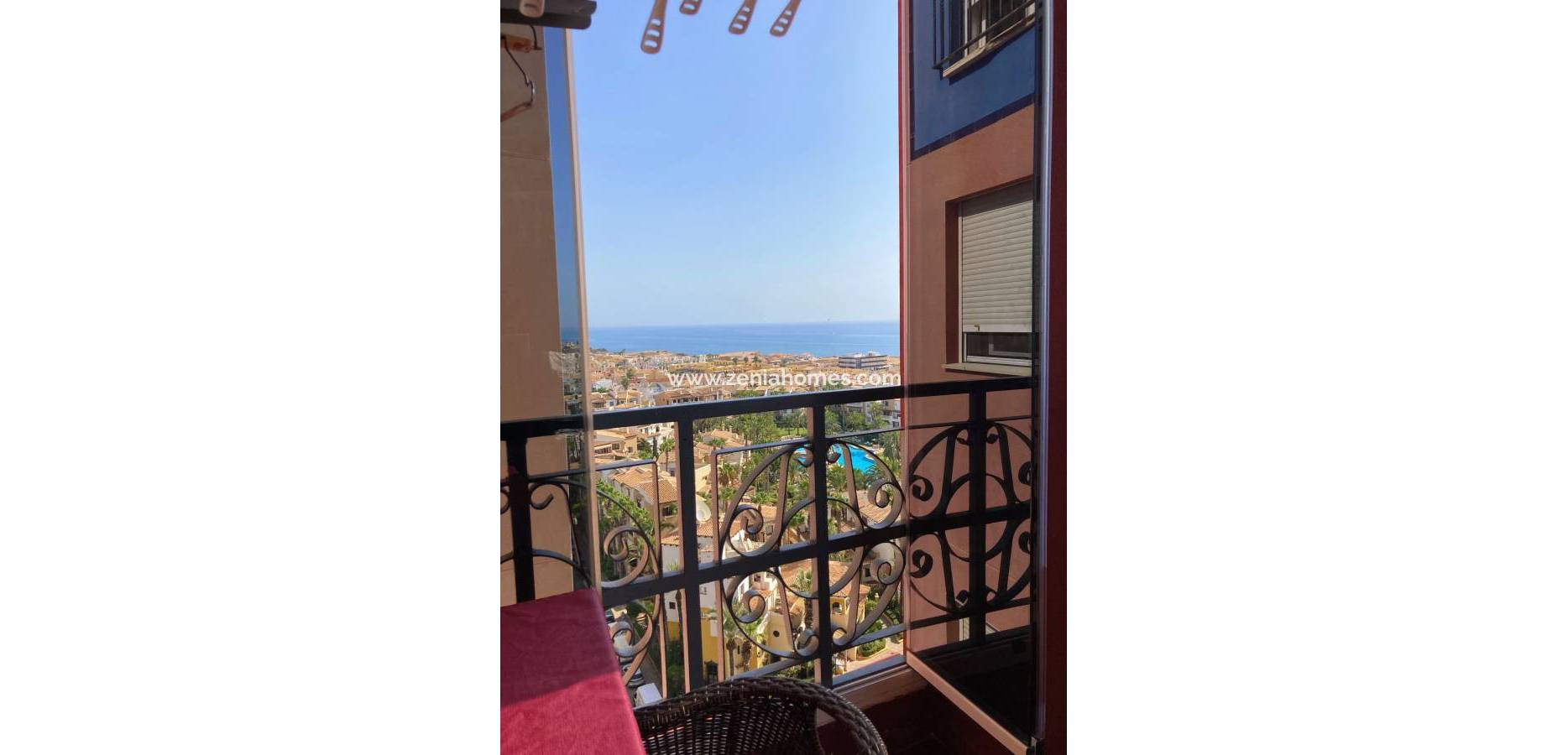 Odsprzedaż - Apartamento - Torrevieja