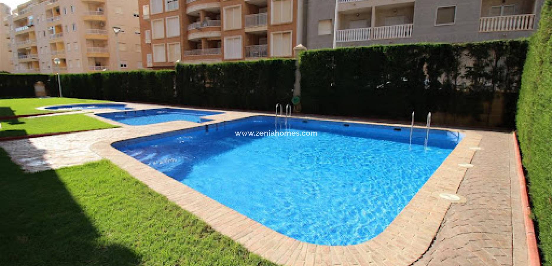 Odsprzedaż - Apartamento - Torrevieja