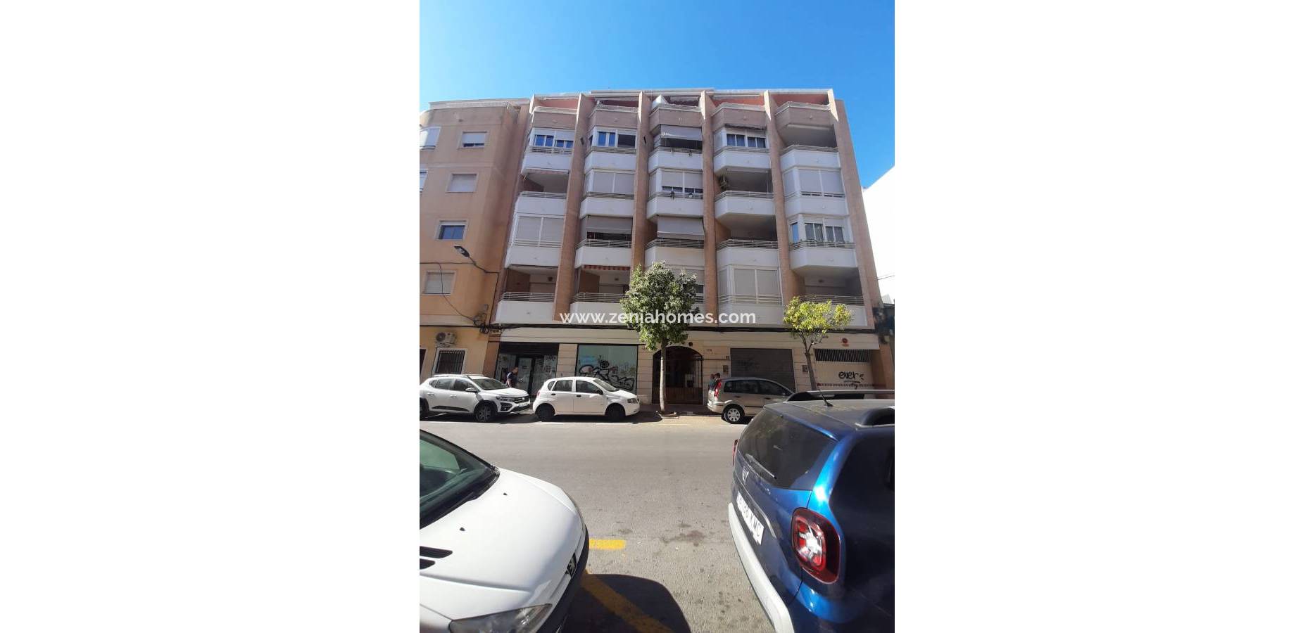 Resale - Apartamento - Torrevieja