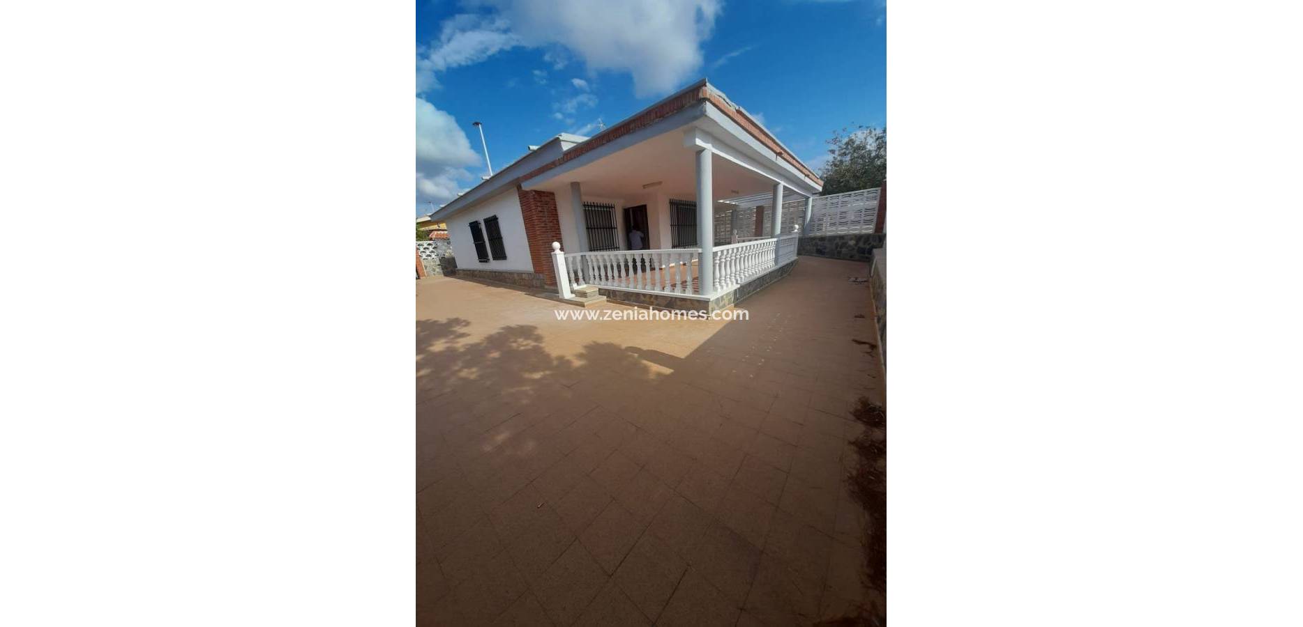 Odsprzedaż - Casa o Chalet Independiente - Torrevieja