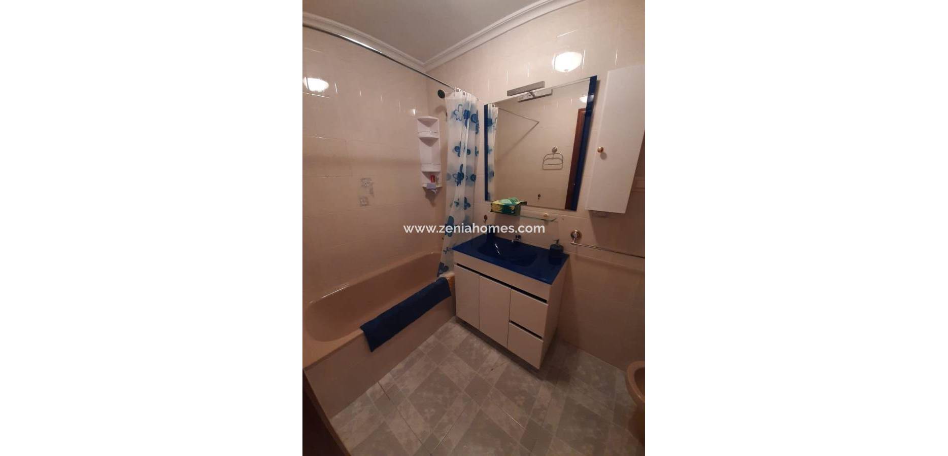 Resale - Apartamento - Torrevieja