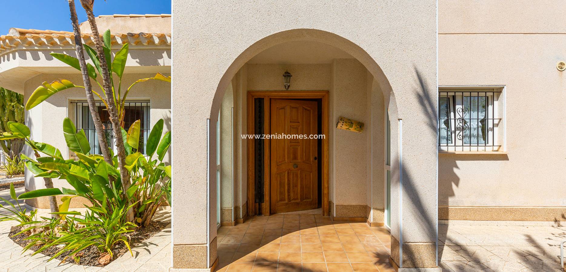 Resale - Chalet Independiente - Orihuela Costa