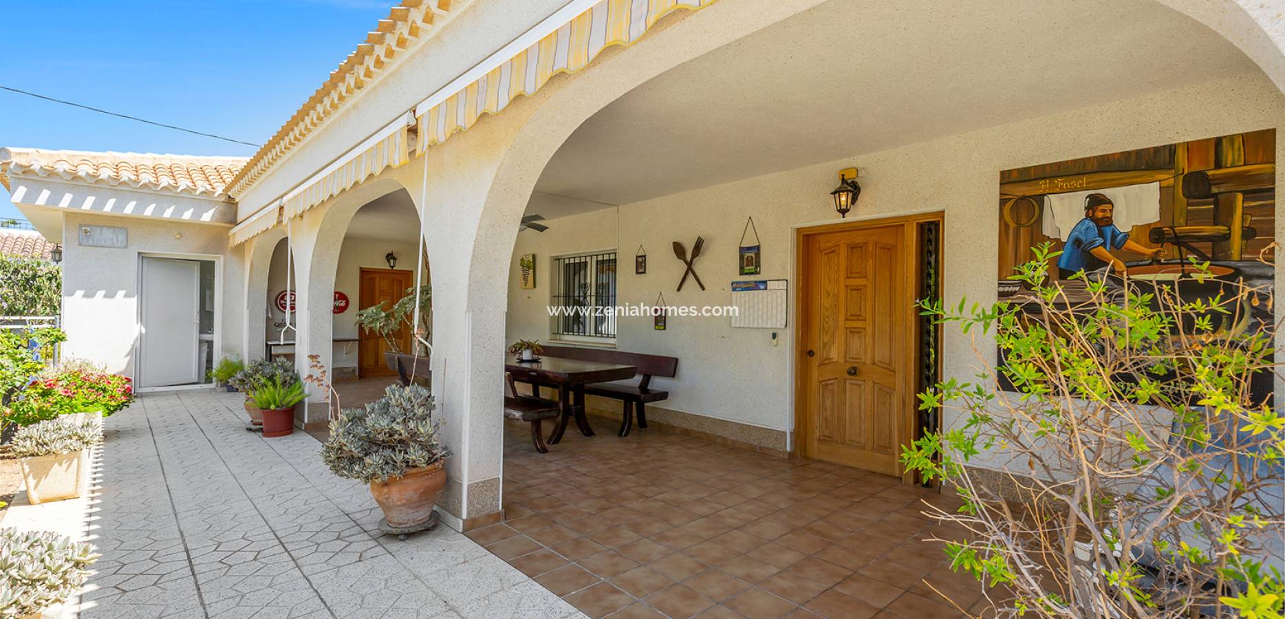 Resale - Chalet Independiente - Orihuela Costa