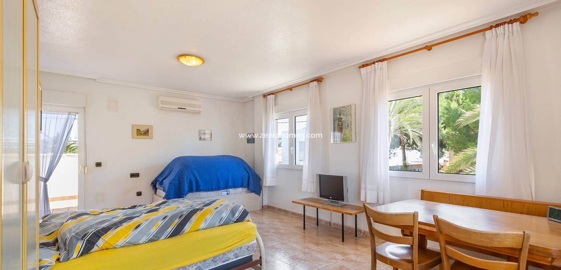 Resale - Chalet Independiente - Orihuela Costa