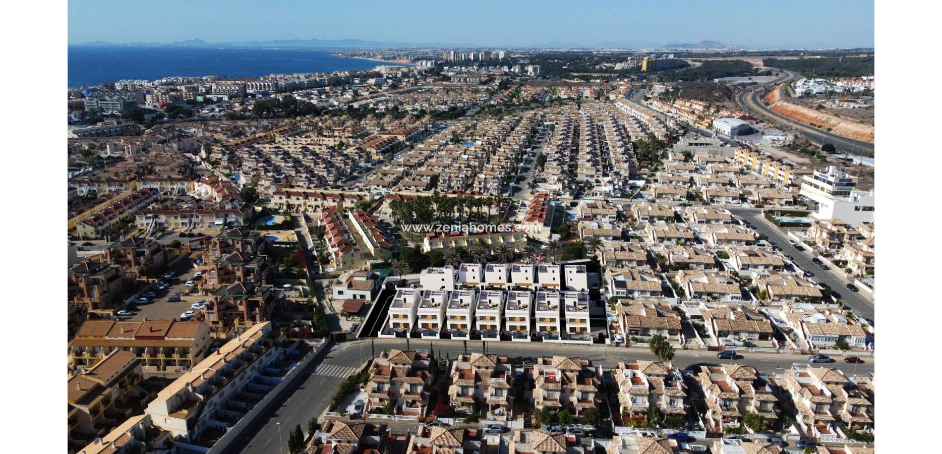 Nowo zbudowane - Villa - Orihuela Costa - La Zenia