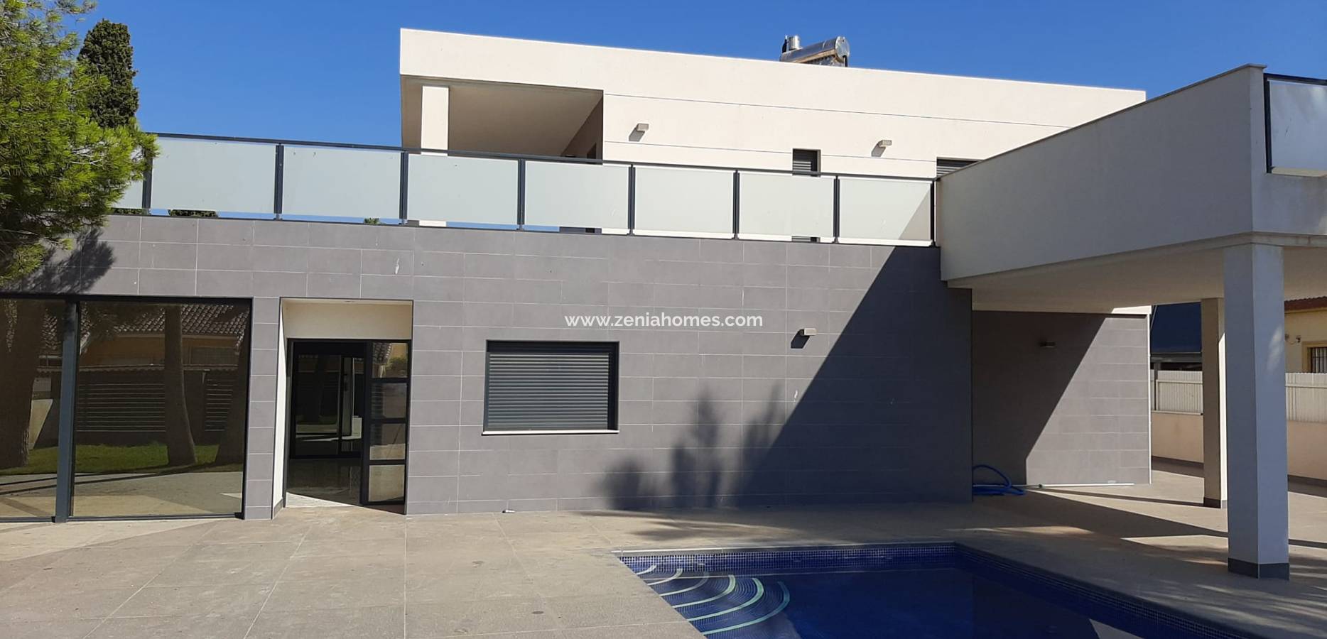 Resale - Chalet Independiente - Orihuela Costa - Campoamor