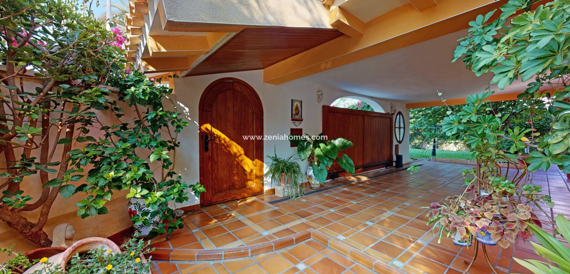 Resale - Villa - Torrevieja