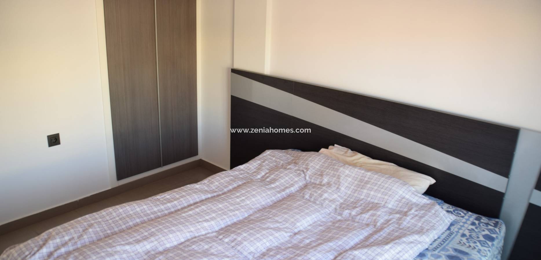 Resale - Duplex - Orihuela Costa - La Zenia