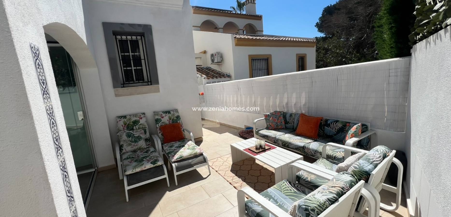 Revente - Villa - Villamartin