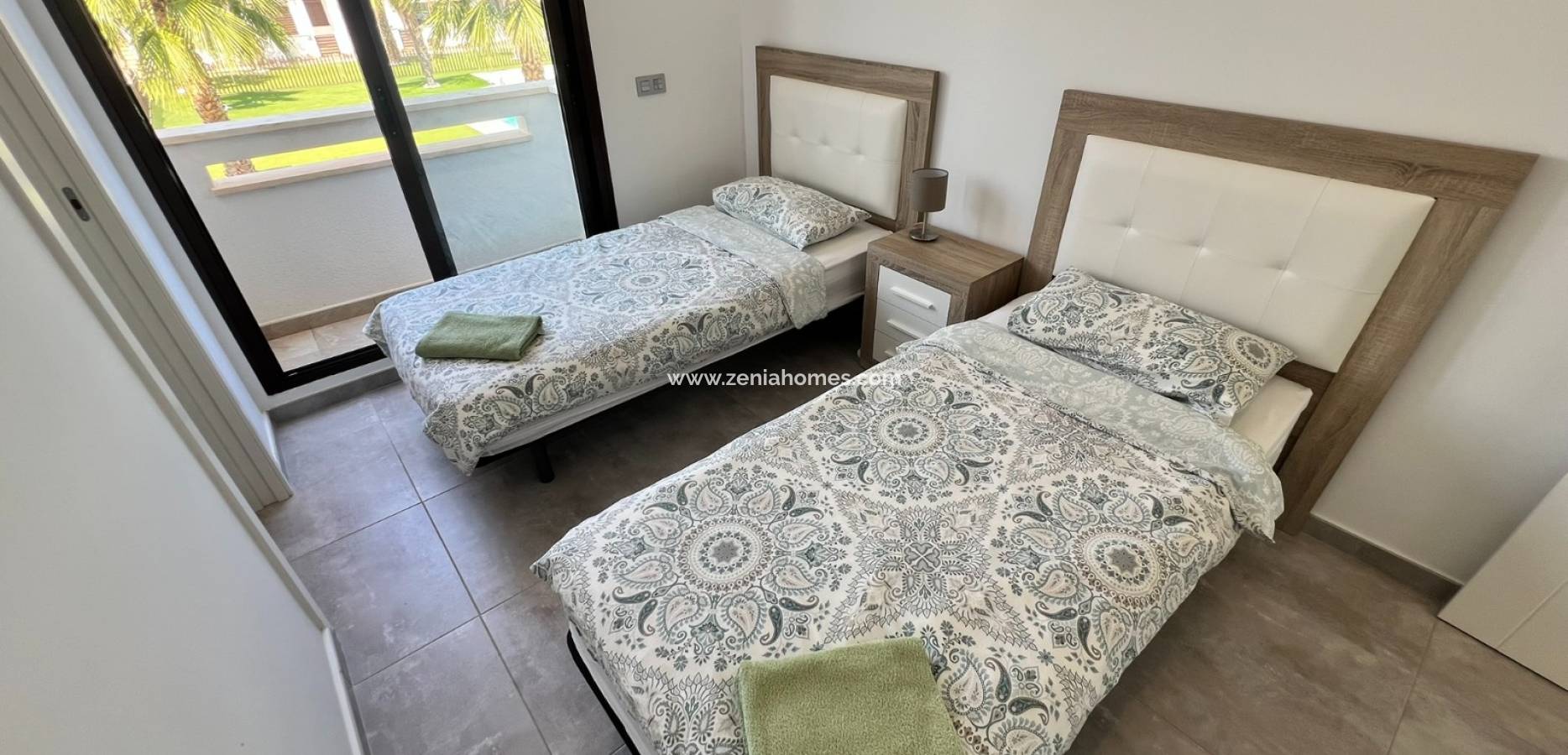 Odsprzedaż - kamienica - La Torre de la Horadada