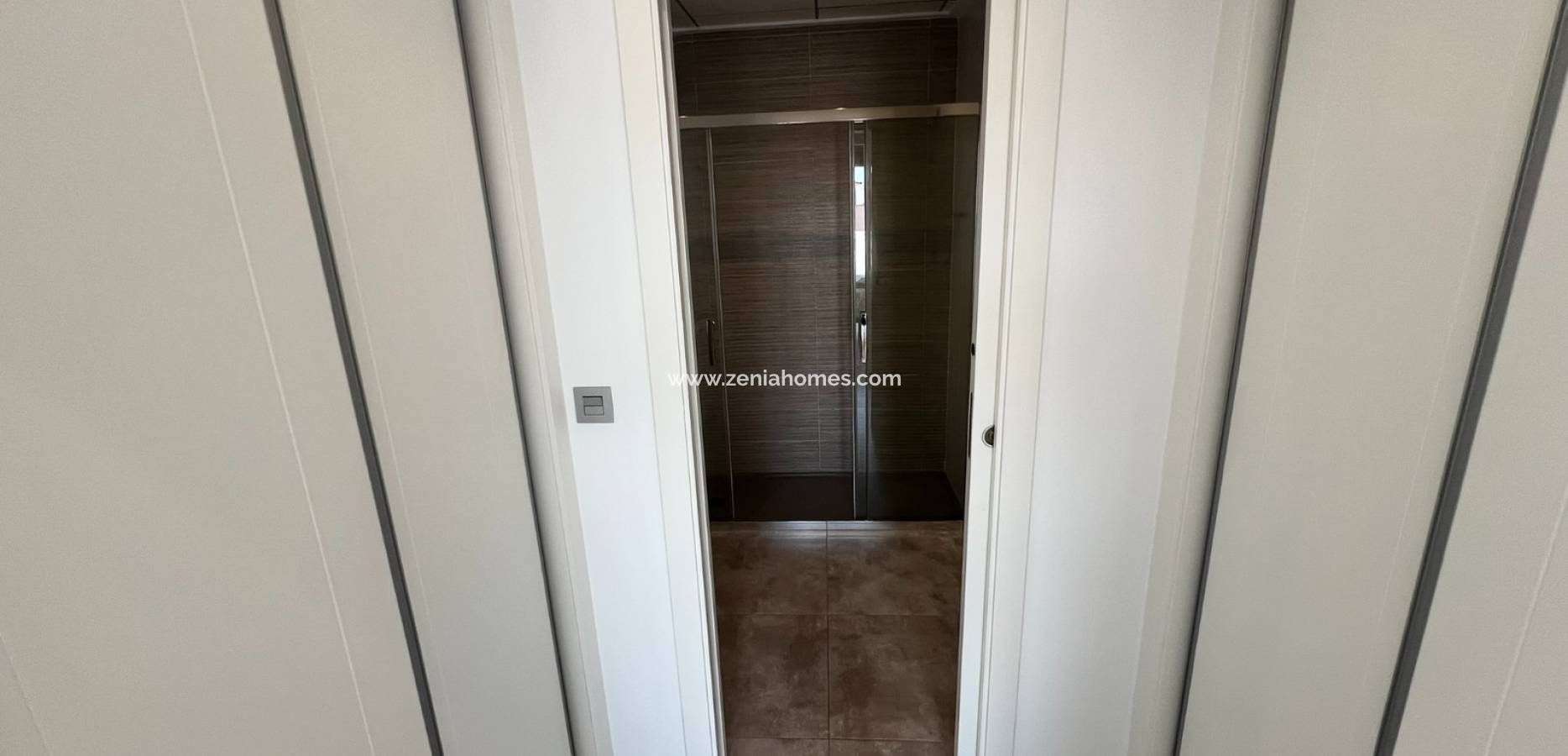 Odsprzedaż - kamienica - La Torre de la Horadada