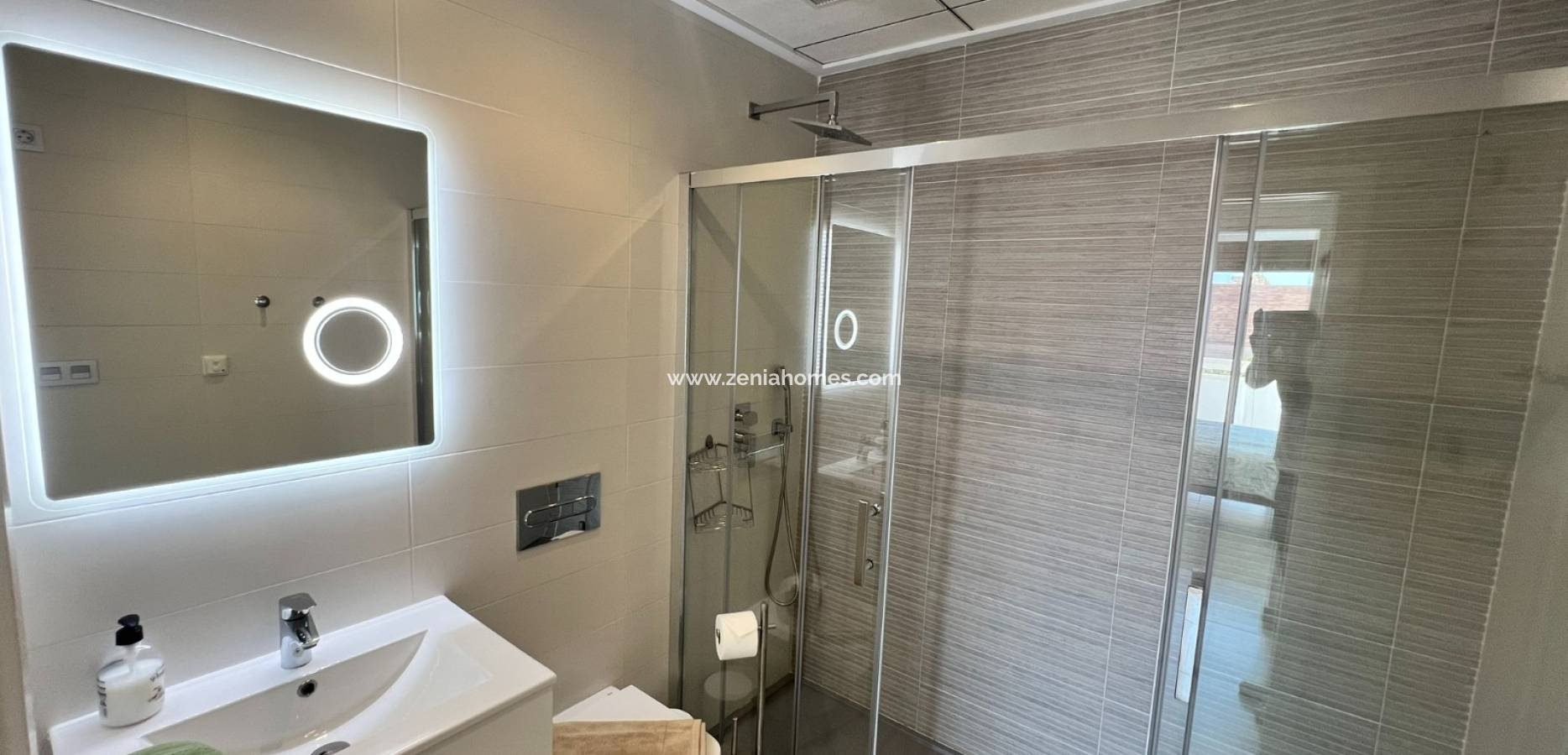 Odsprzedaż - kamienica - La Torre de la Horadada