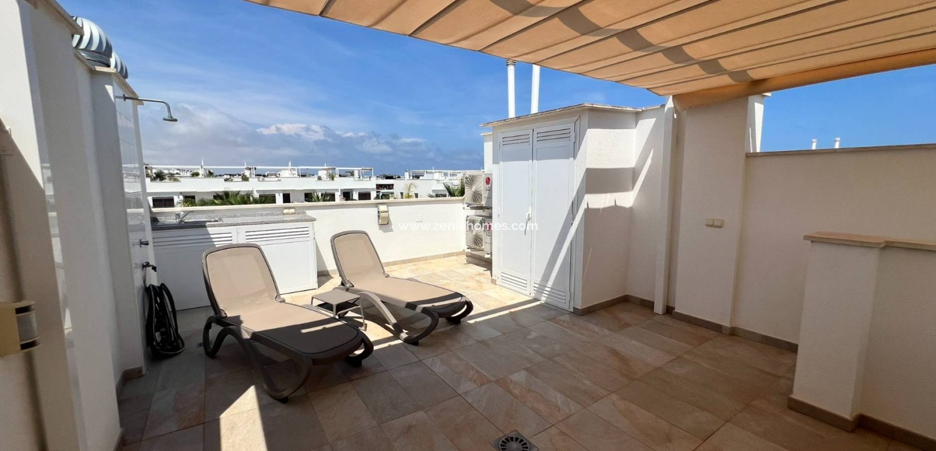 Odsprzedaż - kamienica - La Torre de la Horadada