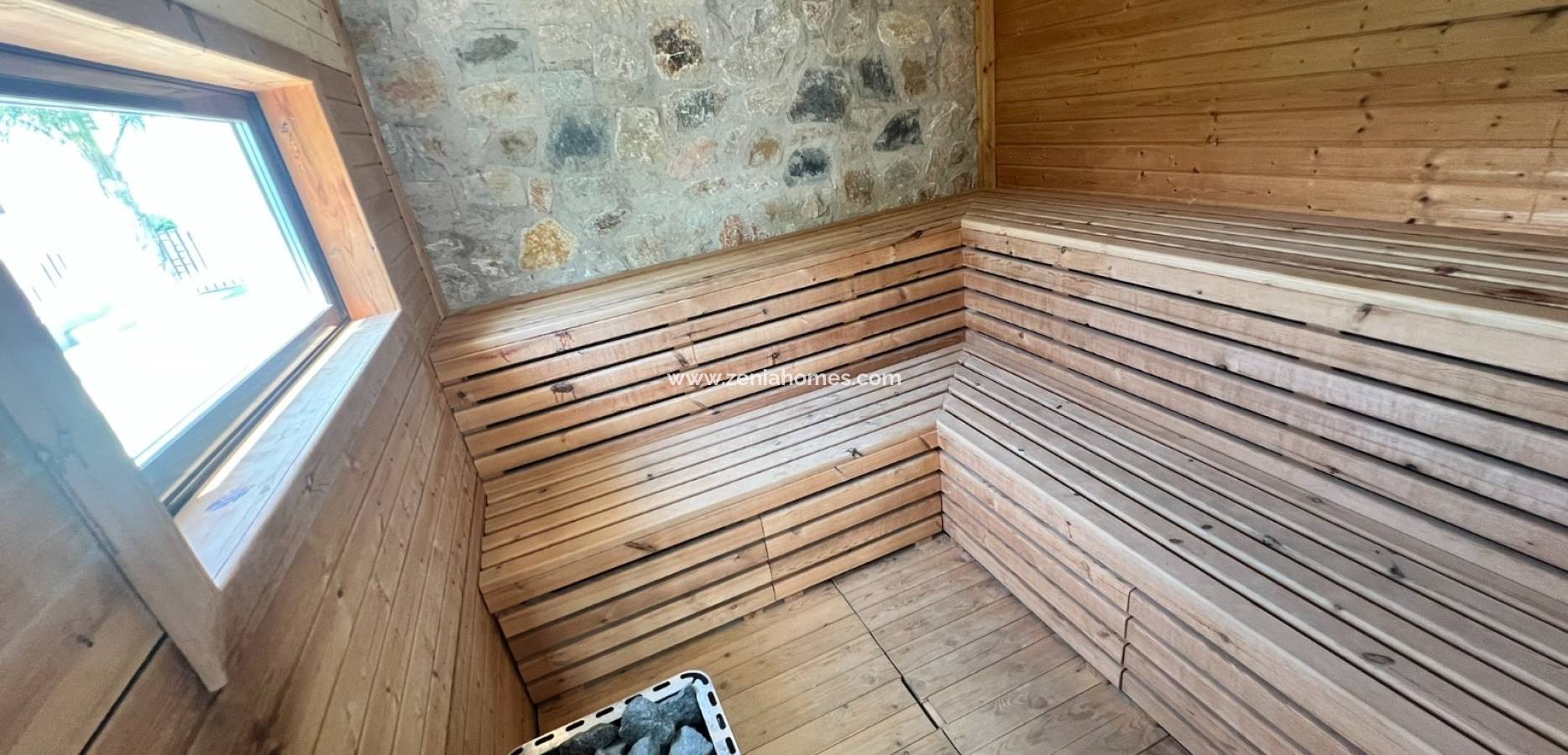 Odsprzedaż - kamienica - La Torre de la Horadada