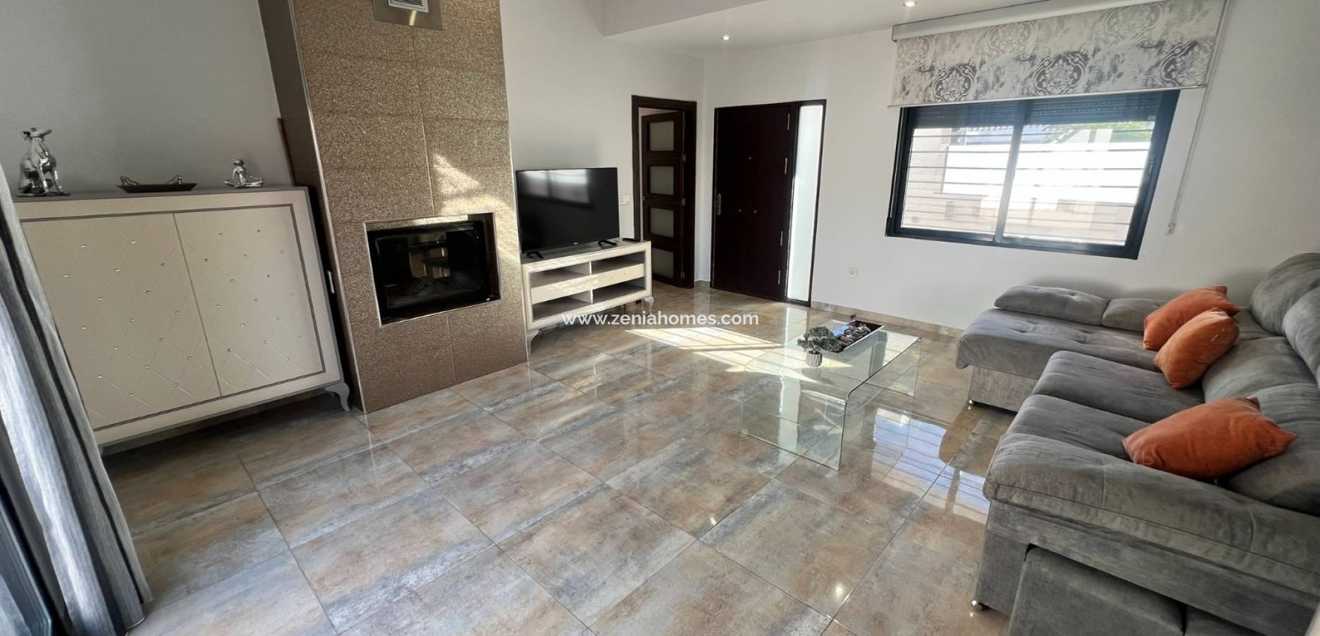 Resale - Semi detached villa - La Torre de la Horadada