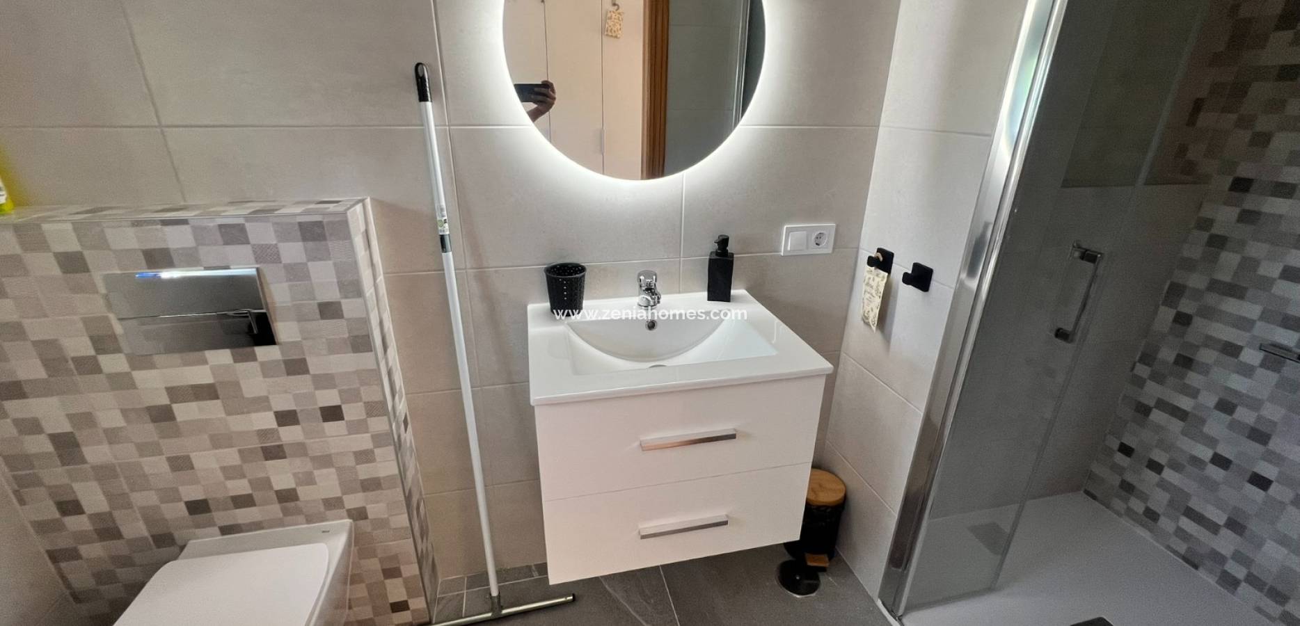 Resale - Semi detached villa - Orihuela Costa - La Zenia