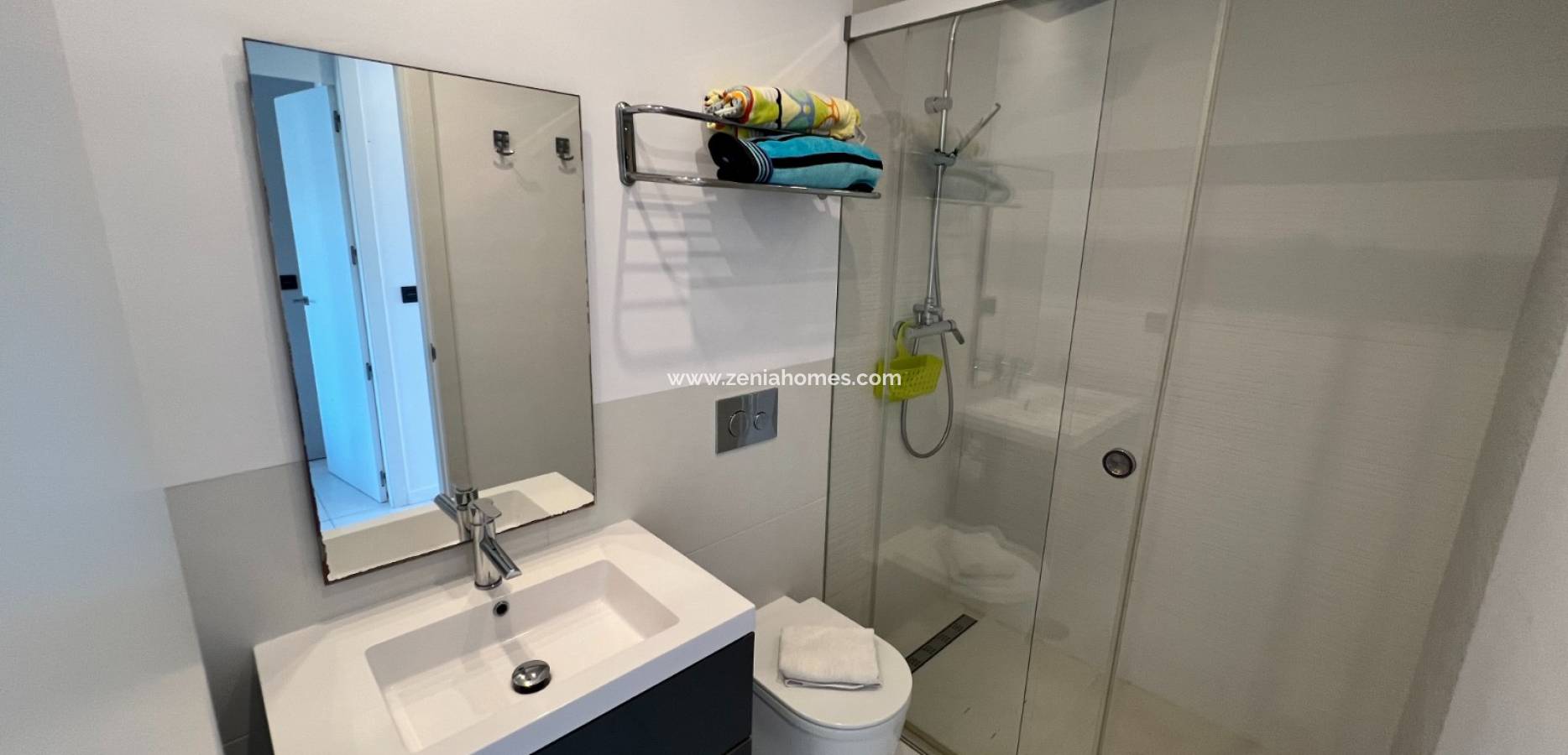 Resale - Apartment - Mil Palmeras