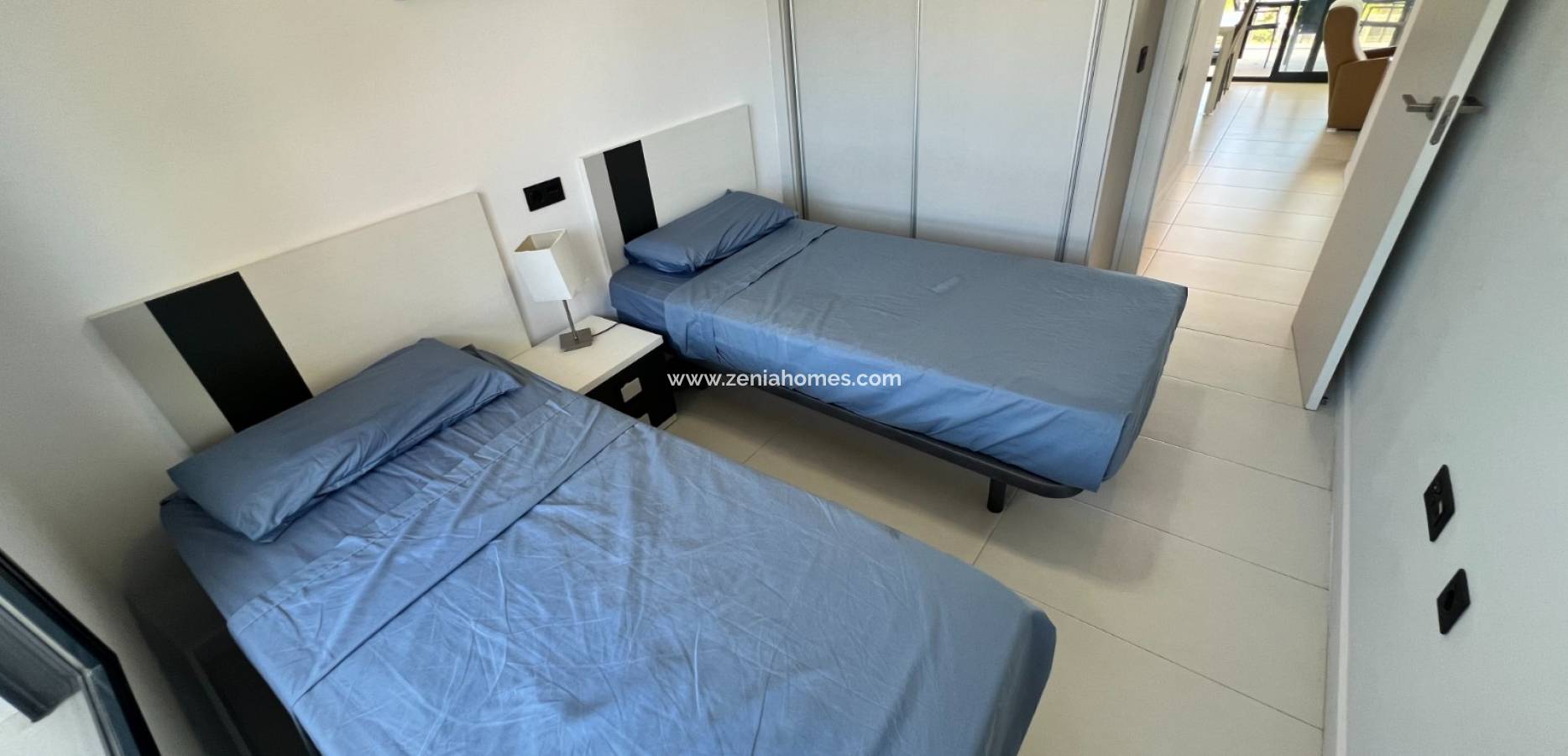 Resale - Apartment - Mil Palmeras