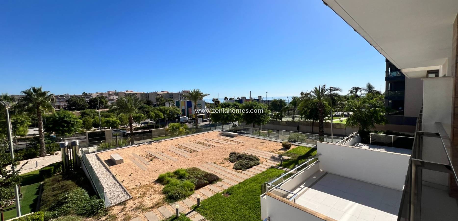 Resale - Apartment - Mil Palmeras