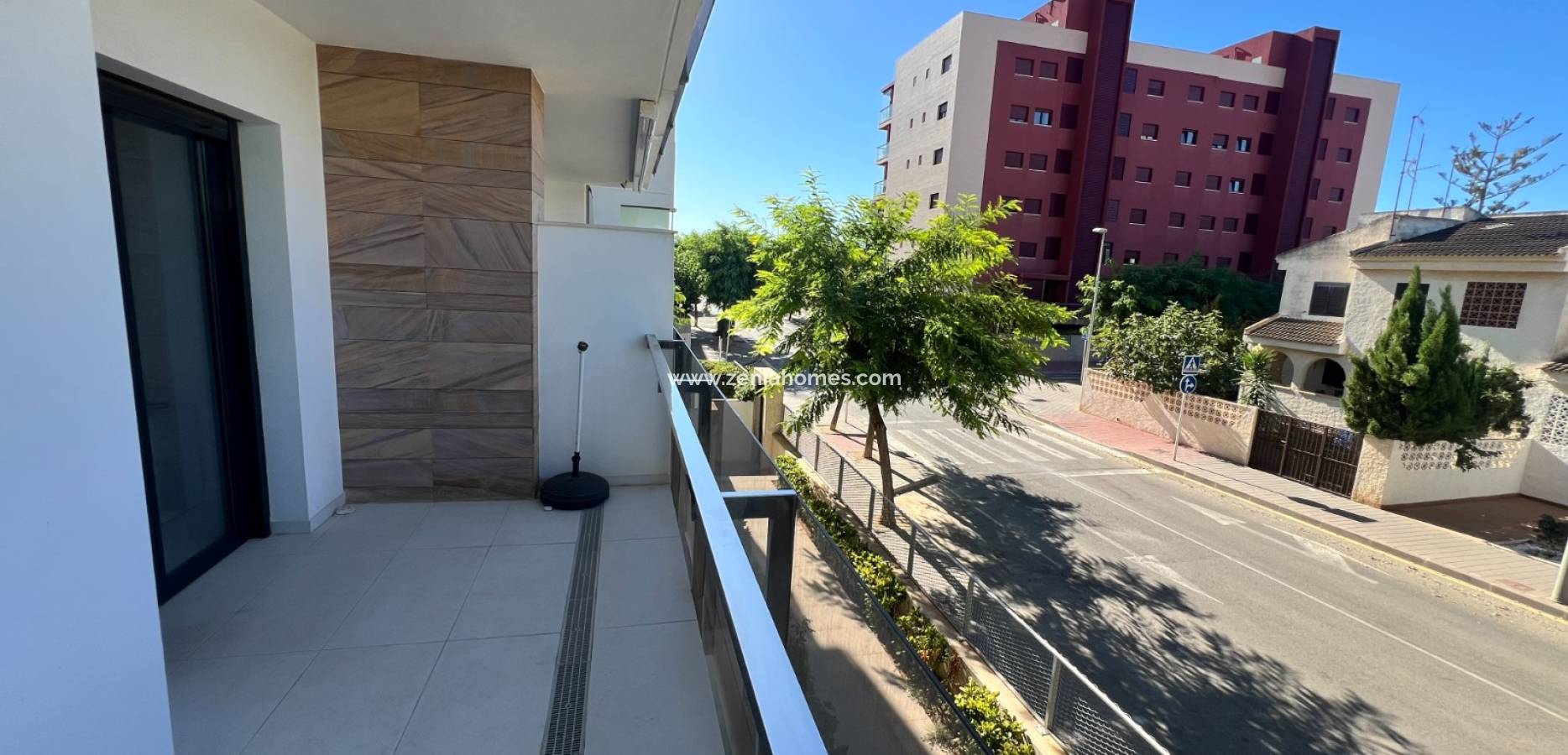 Resale - Apartment - Mil Palmeras
