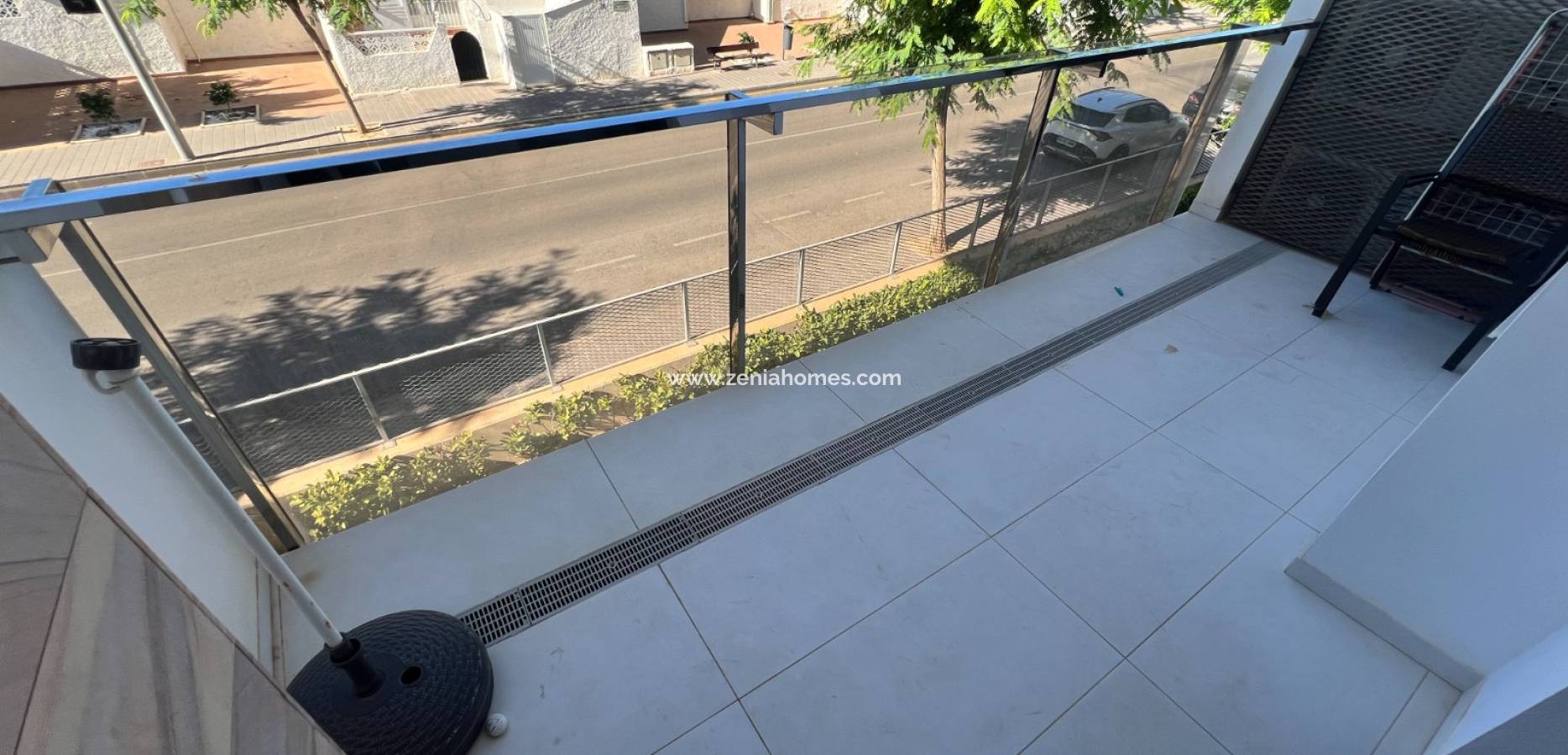 Resale - Apartment - Mil Palmeras