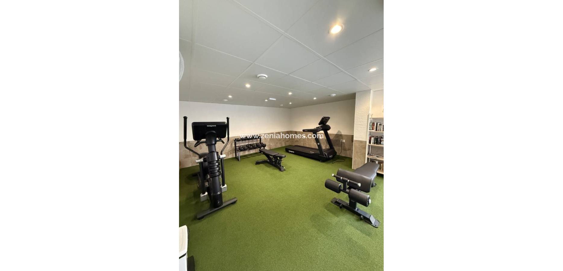 Resale - Apartment - Guardamar