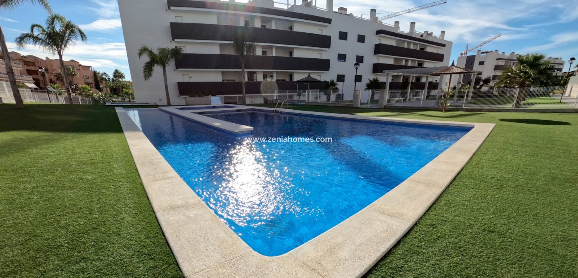 Resale - Apartment - Orihuela Costa - Villamartín