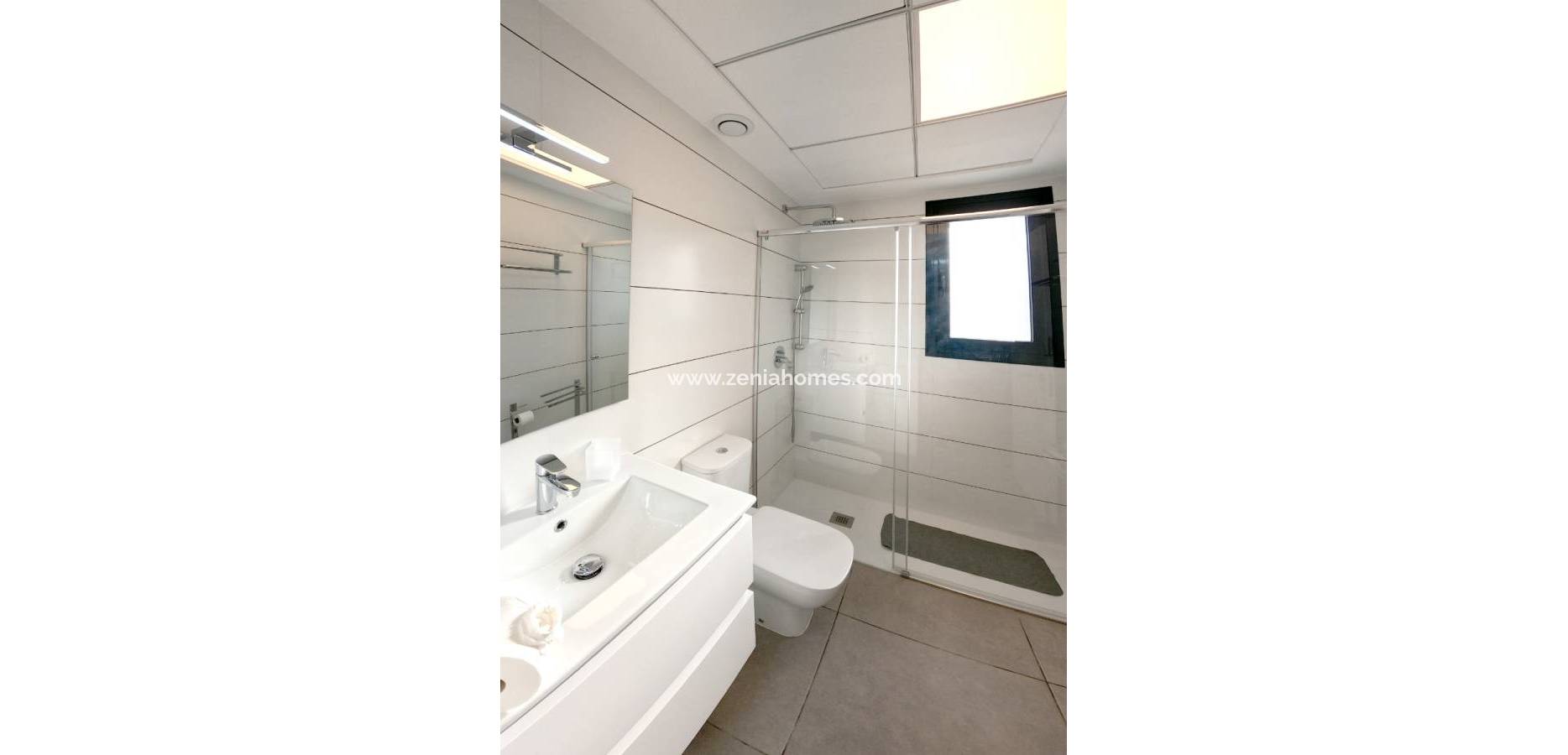 Resale - Apartment - Orihuela Costa - Villamartín